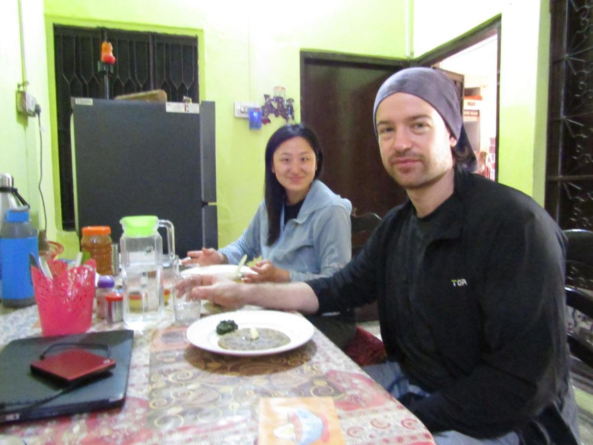 Nadya Homestay For Female & Family ジャイプール エクステリア 写真